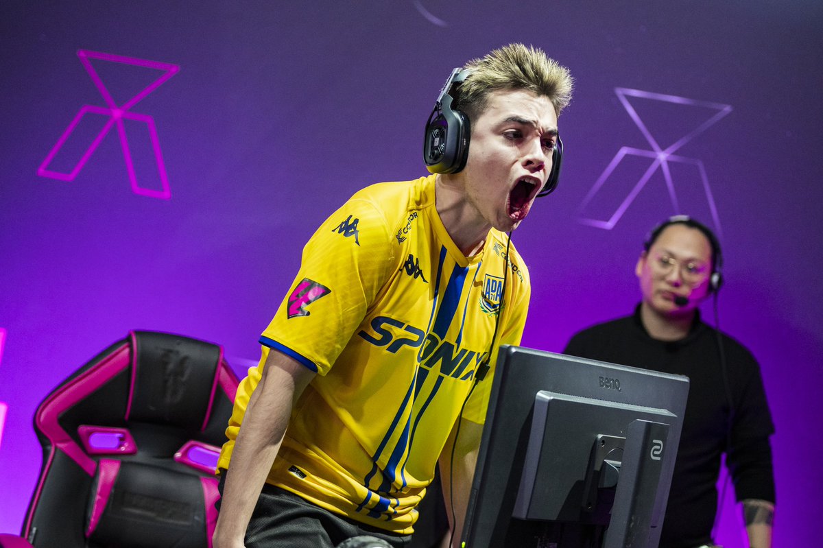 🚨𝗙𝗥𝗘𝗘 𝗔𝗚𝗘𝗡𝗧

Finaliza mi contrato con el Alcorcón y paso a escuchar ofertas de cara al EAFC25.

Tras un buen año nacional donde nos quedamos a las puertas de la gran final, tengo más ganas que nunca de explotar mi potencial en EAFC25.

📩  hugosanchezgomez915@gmail.com