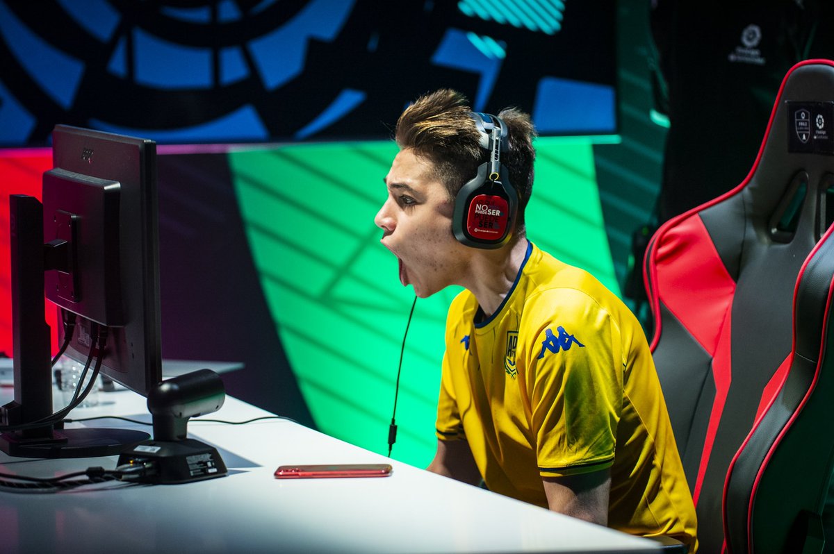 Hugo Sánchez tweet media