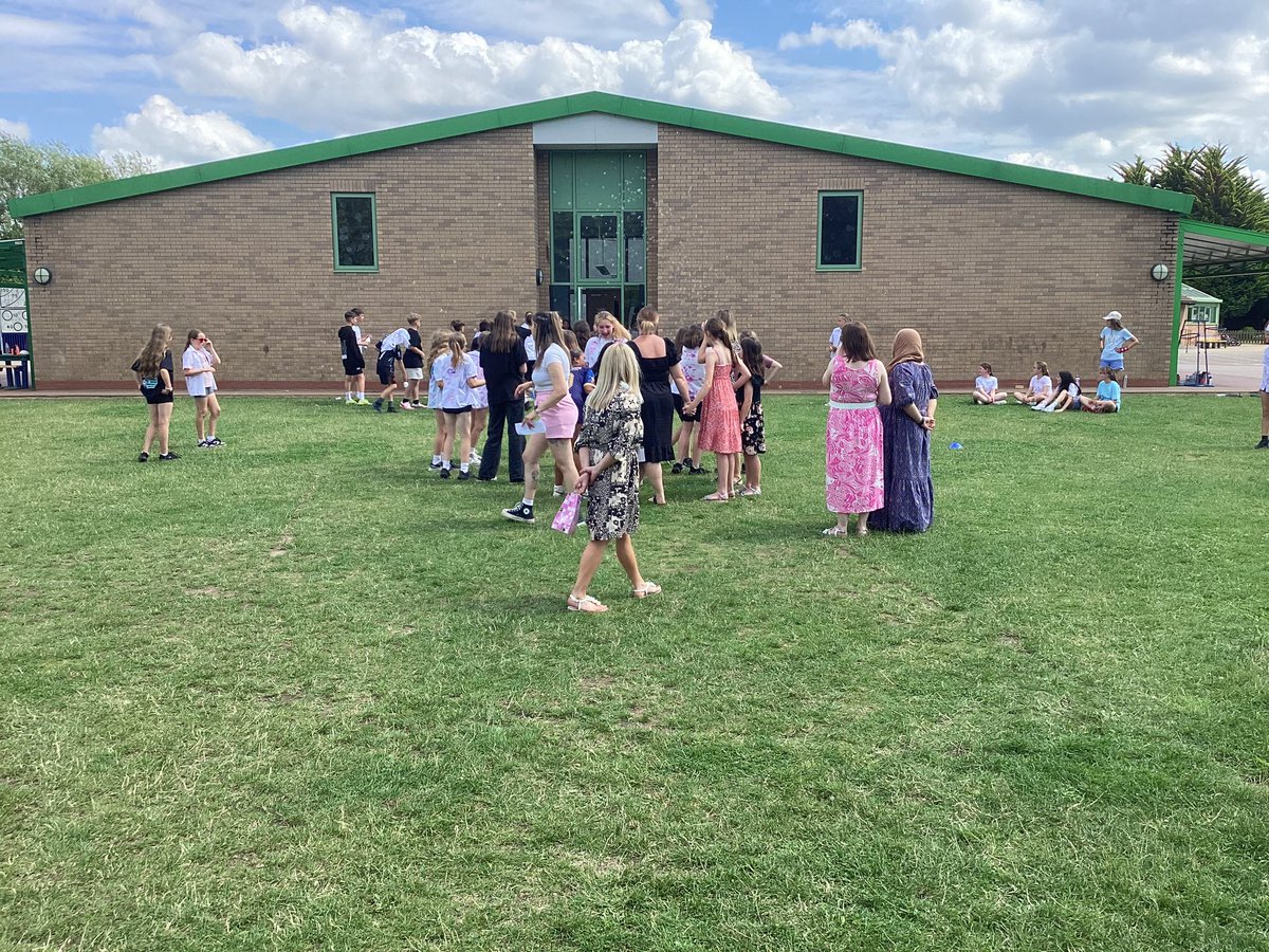 OWPSsharks tweet media