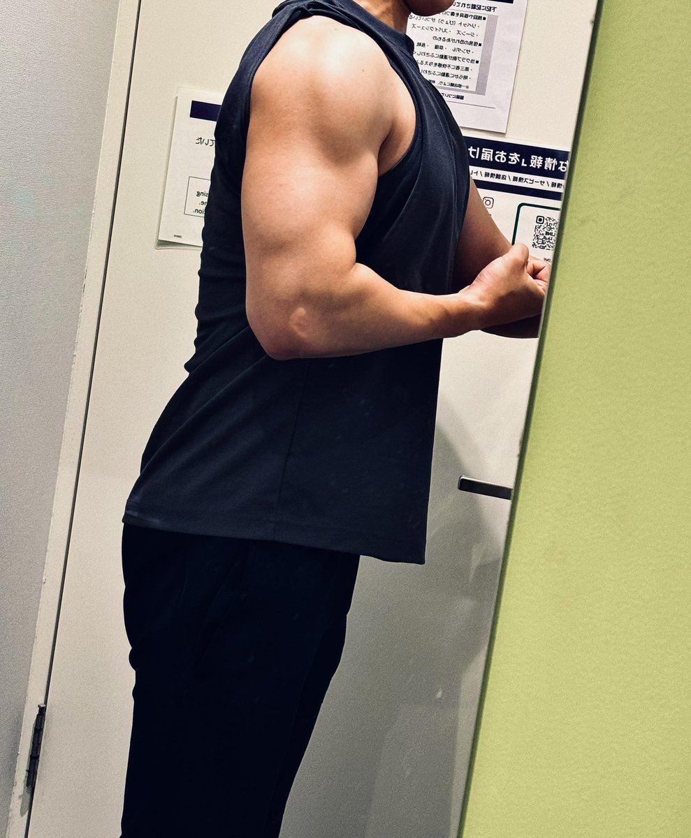 yoshige0912's tweet photo. 精神安定剤代わりにジムは続けてるぞな🏋️ https://t.co/VwJpFB0yTy