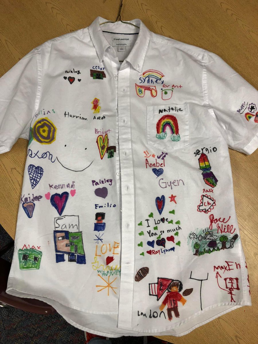 262Peterson's tweet photo. Prime Days might be over,  but school is still starting soon! This is my shirt that kids sign when they get 15 AR points. The back is full too! 
Teachers, please repost this. Drop your list below and I’ll do the same. Thanks! #clearthelist 

https://t.co/AFMjgf6Yyu https://t.co/15xZRoM9R7