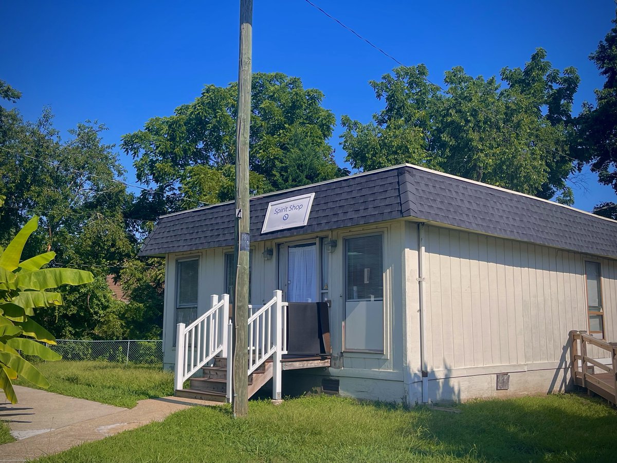 StMattsVB's tweet image. Our spirit shop has recently been relocated!
What was once the development building, is now home to the St. Matthew&apos;s Spirit Shop.
We are open Mon-Wed 9am-2pm to assist with your student(s) uniform and spirit wear needs.
**Donate your laundered and gently used St. Matts attire**