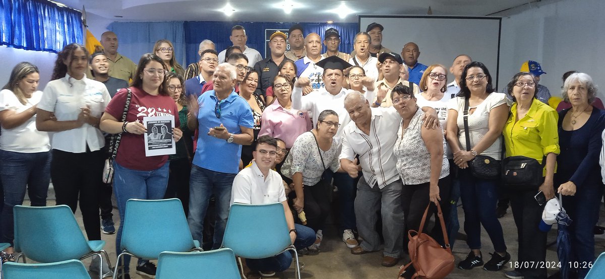 Unidad_Coincide's tweet photo. Representantes Sindicales de las Empresas Básicas,  presentes apoyando la #Proclama de los Universitarios de #CiudadGuayana, Dirigida en Apoyo al Candidato Presidencial "Edmundo González" @EdmundoGU https://t.co/ZHO7p5IQZs