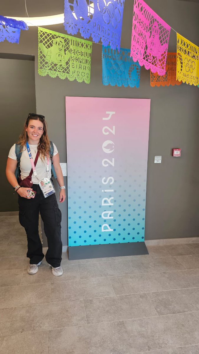 Tribunadeportes's tweet photo. La seleccionada nacional de canotaje slalom, la poblana @sofirkayak, es la primera deportista mexicana en ingresar a la Villa Olímpica de #ParisOlympics2024 🛶🇲🇽 https://t.co/fVPzBuXxZP