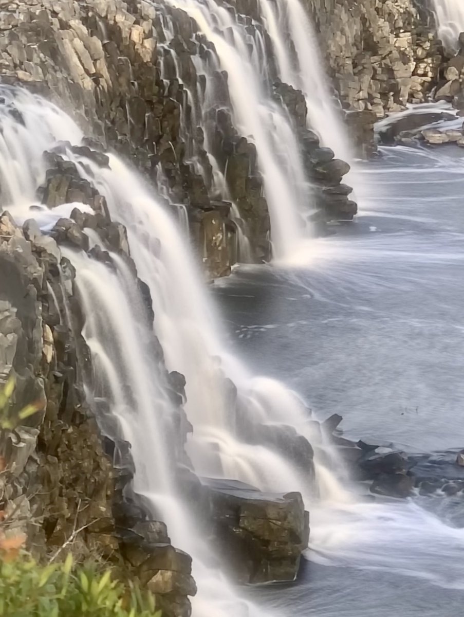 Amuck99's tweet photo. Hopkins falls https://t.co/WvKPPh5Z77