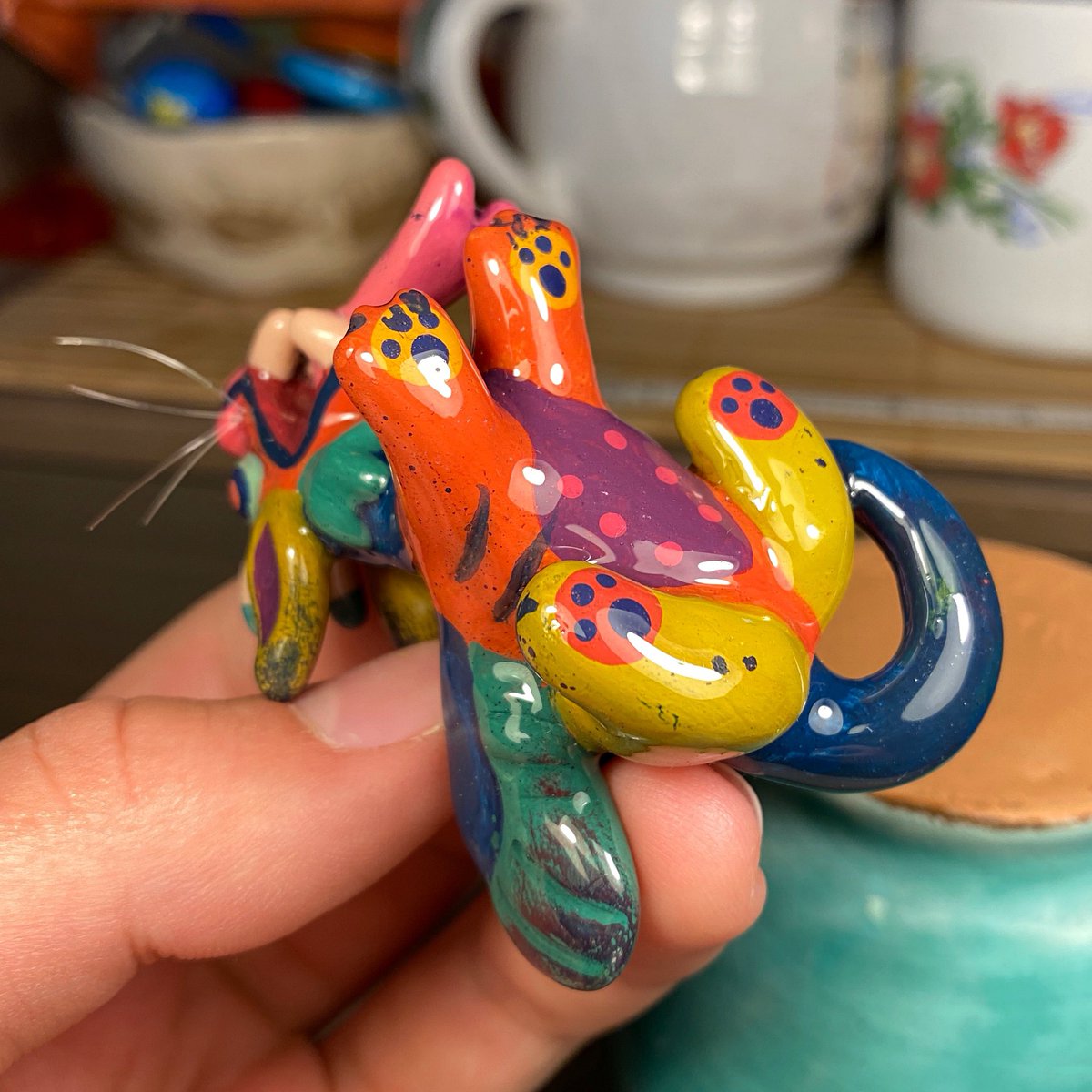 sakrafka's tweet photo. colorful girl! https://t.co/X1D8Kl0dCl
