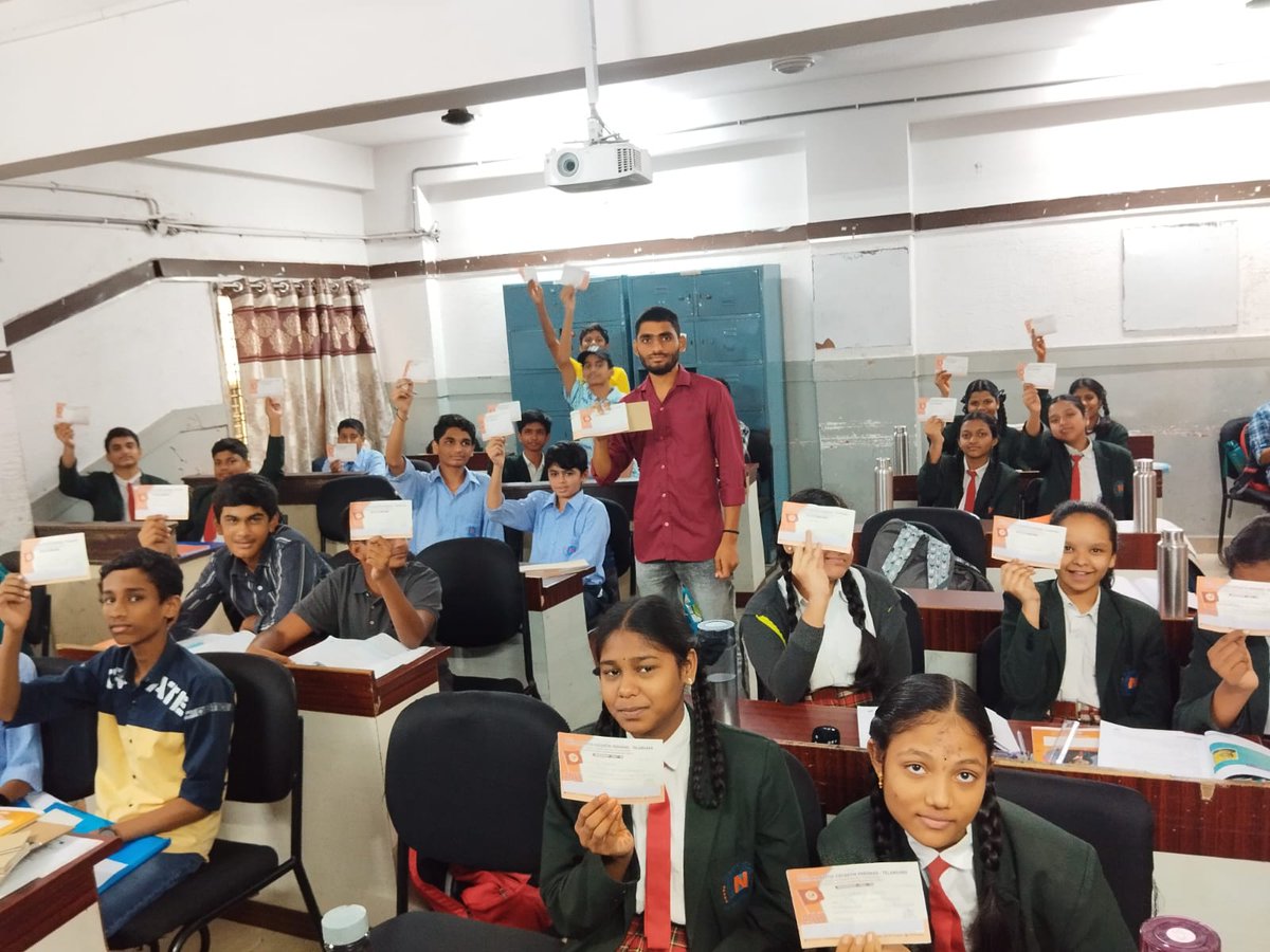 AbvpHyderabad's tweet photo. Karyakarthas of ABVP Hyderabad Conducted Membership drive at Various Schools. @ABVPVoice
#AbvpMembership https://t.co/qNgEd1AbZC