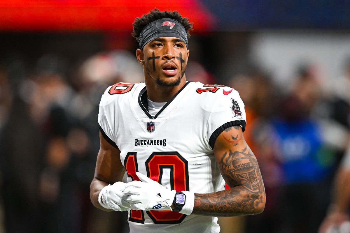 SuperMomMonda's tweet photo. Football season is slowly approaching 49 more days and it will be show time
#2ndSeasonInNFL
#AllInGodsTiming
#MyFavoriteNFLPlayer
#TeamBucs https://t.co/cOjrHduMD2