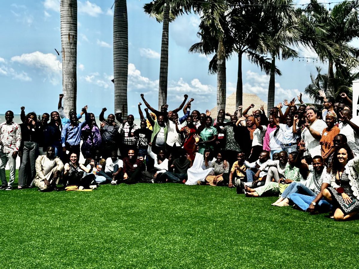 CodecGuinee's tweet photo. Le @CodecGuinee à travers son coordinateur et le coordinateur adjoint participe à la rencontre biennale du Réseau Africain de lutte contre le charbon ou  @AfricanCoalnetwork (ACN) qui se tient à #Daressalam en #Tanzanie.
Pour en savoir plus ⤵️ https://t.co/UHk1MvmQSs https://t.co/JRN51l1Ws8
