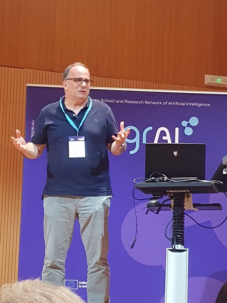 CrisBaixauliF's tweet photo. Equipo @dinapsis @CETAQUA en el III @Valgrai Scientific Council Forum:
@AnguianoFJ y @Guille_Mas   ponen en valor el modelo de @infoHIDRAQUA para la gestion eficiente y sostenible del #agua a traves  #IA 
@UPV https://t.co/Qv5r9PmCNy
