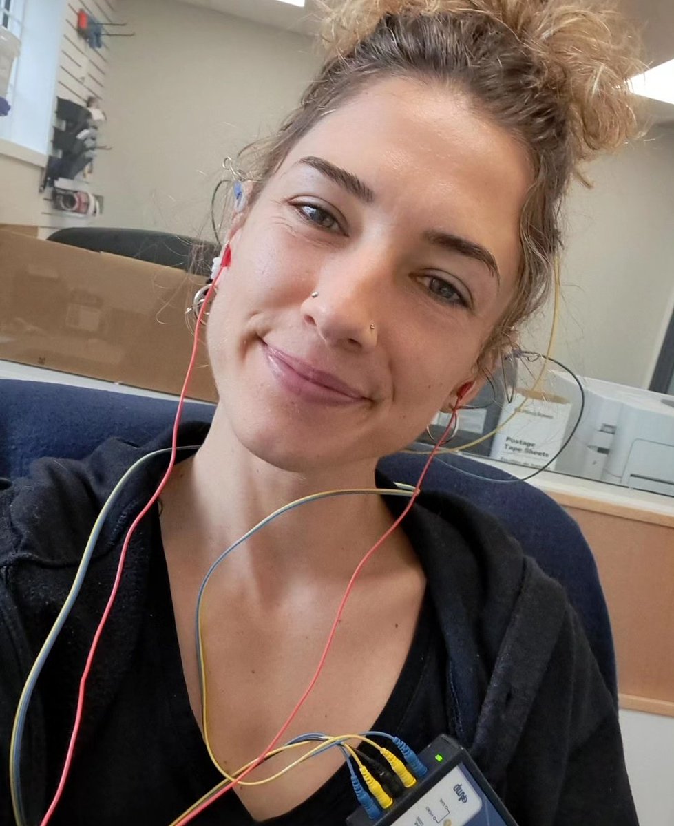 NeurOptimal's tweet image. Wondering how many #NeurOptimal® Sessions you'll need❓️ 

Results vary because each brain is different, but with over 3 million hours of experience, we know you'll see benefits quickly. Maintain your best with monthly Sessions or train as needed—your brain knows what it needs!