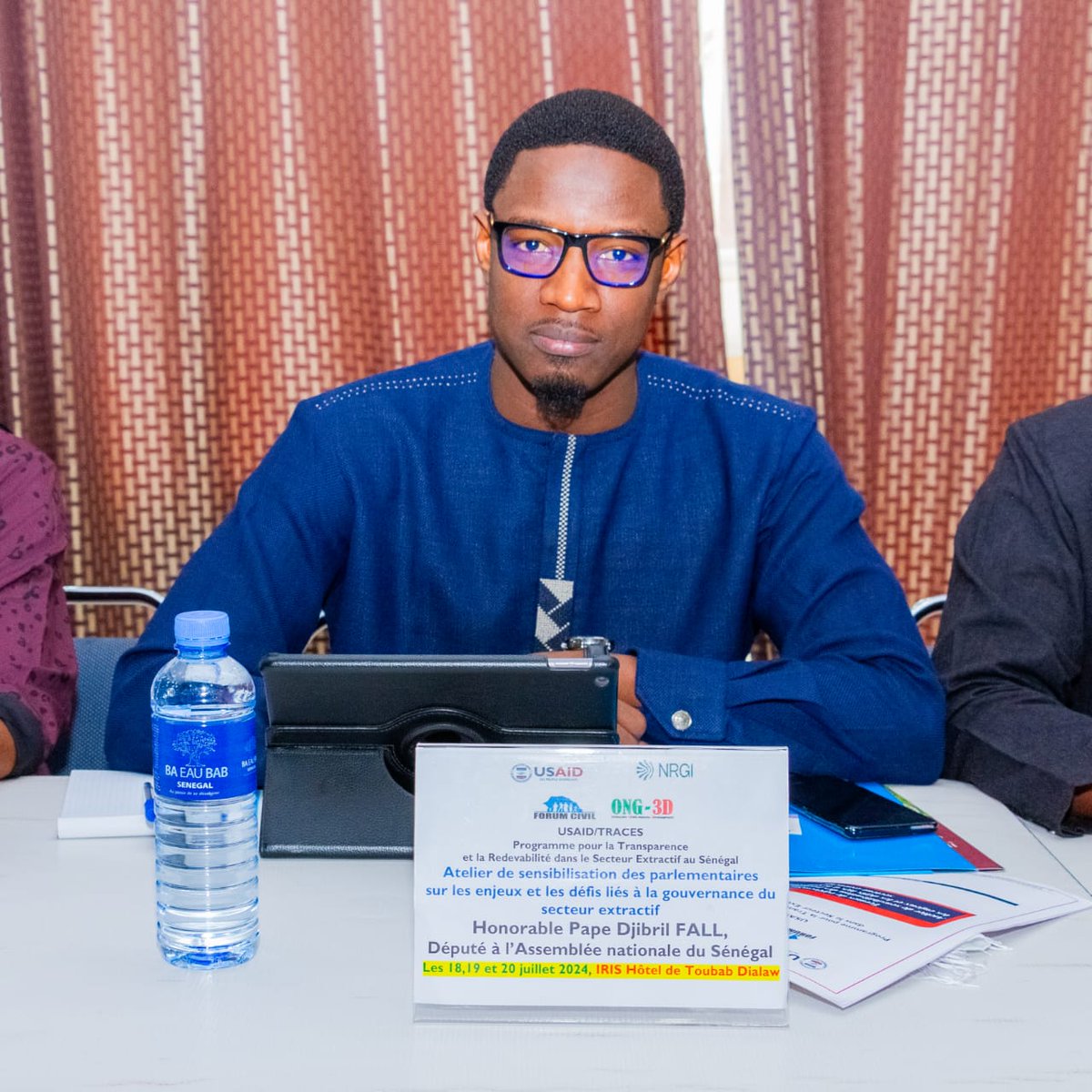 Très belles contributions de M. <a href="/PapaDjibrilFal3/">Papa Djibril Fall PDF</a> sur la gouvernance du secteur extractif <a href="/USAIDSenegal/">USAIDSenegal</a> <a href="/NRGInstitute/">Natural Resource Governance Institute</a> <a href="/NRGIfr/">NRGI en français</a>