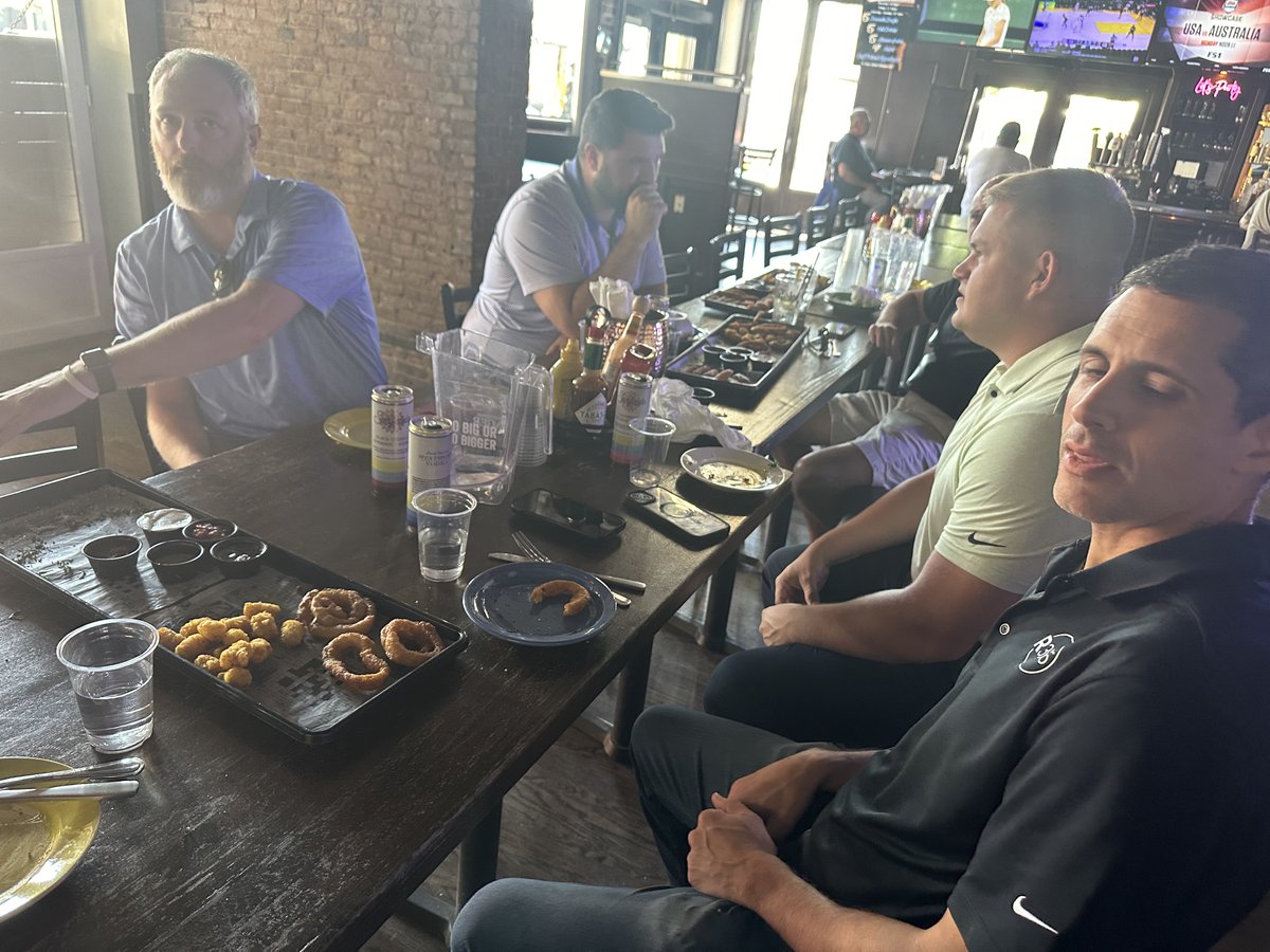 HobokenHoha's tweet photo. Just last week we met with @Pat_Light, the CEO &amp; Founder of The Light Group. Operating a portfolio of restaurants that currently include: The Waiting Room, @GreenRockHobokn, @TXAZHoboken, The Garage and Saku - members of NJHA learned a lot from our behind the scenes discussion. https://t.co/JM8cJpZMWN
