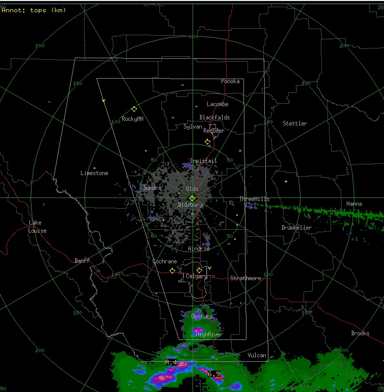 piscatorken's tweet photo. A line of thunderstorms over the High River area with  #lightning visible to the south of Calgary.  This is the view from our  #Global1 helicopter.  @GlobalCalgary @TiffanyLizee @BrandiHoward__  #ABstorm https://t.co/eOBF4COr9Z