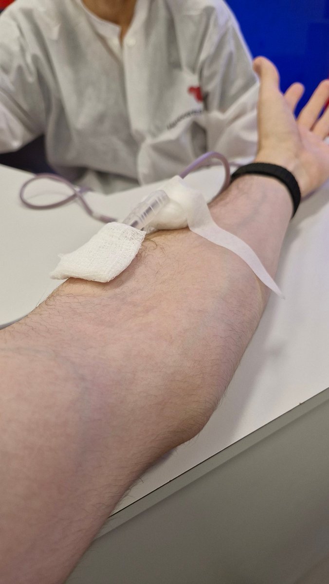 _Frins_'s tweet image. Dito isso

Vai doar, canalha