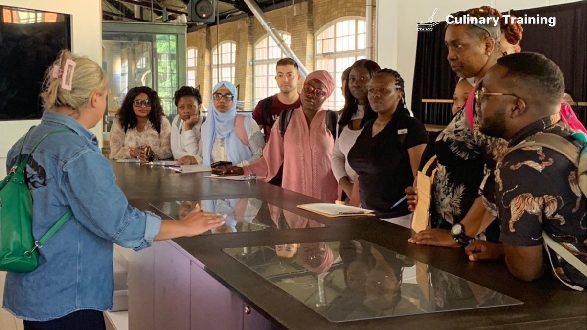 htac75's tweet image. HTA 75&apos;s first adventure to St. Lawrence Market on July 5th was a hit! 😍

Culinary training participants teamed up with our instructors, interacted with vendors, hunted for ingredients, and enjoyed hands-on learning. See the pics for the highlights of our delicious day!