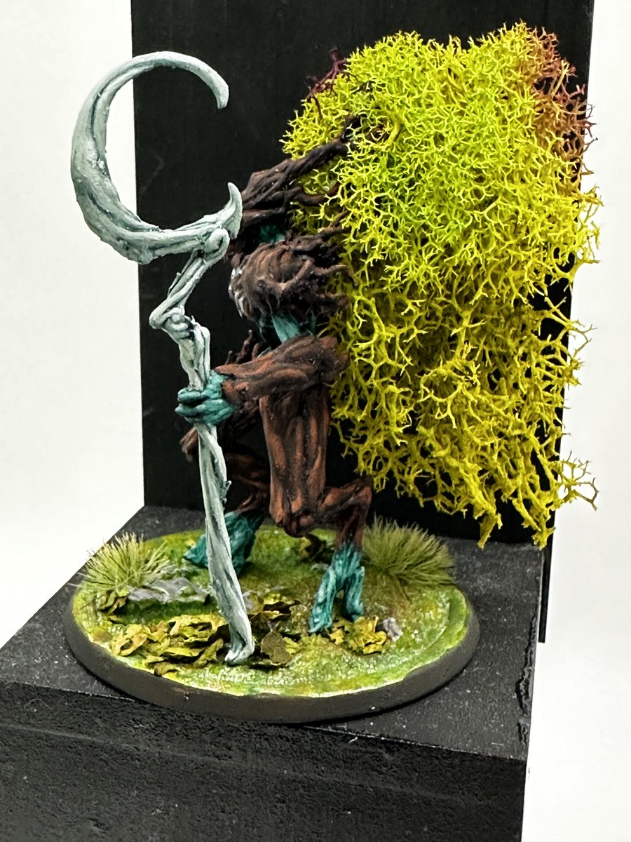 PSchlamazzle's tweet photo. Finished, base and all. This Twig Blight Chief was a lot of fun. Join me at https://t.co/cLBRbayJTX
#spacemarines #epicencounters #steamforgedgames #miniatures #gamesworkshoppaints #scale75paints #paulyschlamazzle #rescaleminiatures https://t.co/WOiPF1mNDZ