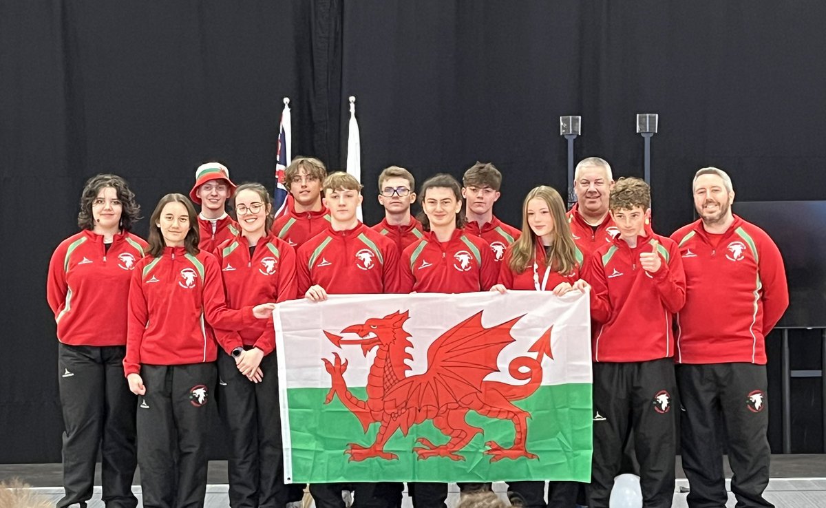 Peter Hughes tweet media