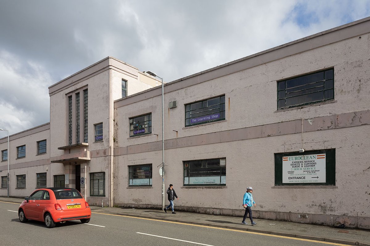Stornoway Art Deco (July 2024).
Built in 1939 as offices for Harris Tweed business S. A. Newall.