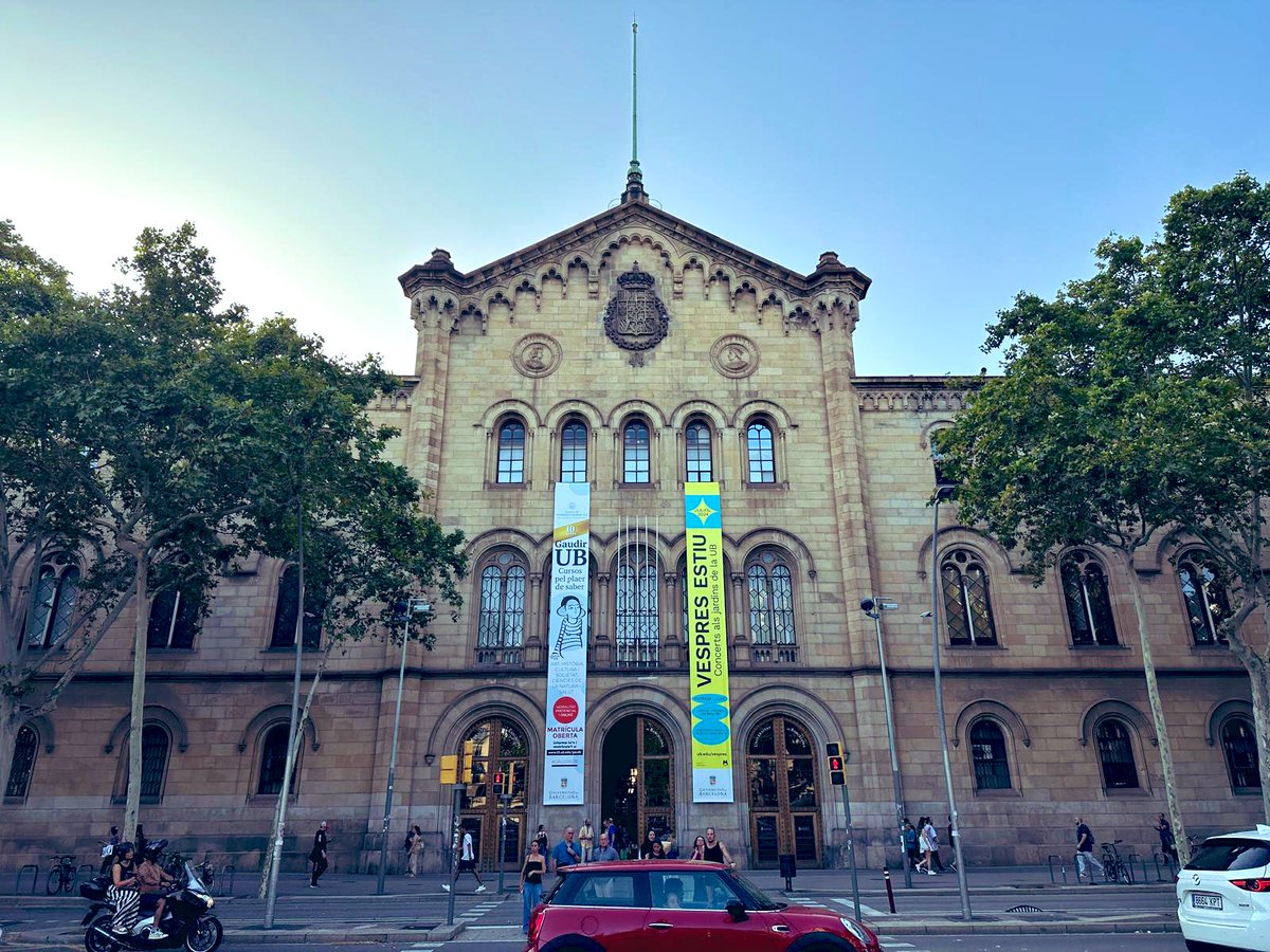 Universitat de Barcelona tweet media