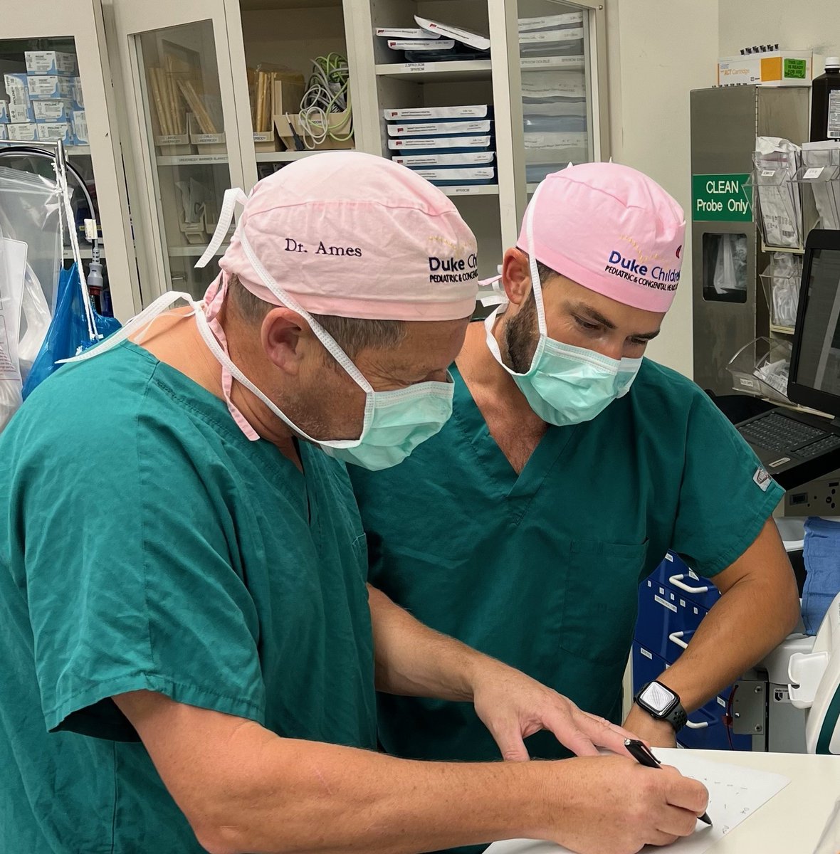 Duke Anesthesiology (@duke_anesthesia) on Twitter photo 📸A snapshot of intraoperative teaching with our Drs. Warwick Ames and Michael Greenberg of our NEW Duke Pediatric Cardiothoracic #Anesthesiology Fellowship #DukePCA.🔗Learn more about our program: bit.ly/DukePCA. <a href="/DukeAnesFellows/">Duke Anesthesiology Fellows</a> 📸A snapshot of intraoperative teaching with our Drs. Warwick Ames and Michael Greenberg of our NEW Duke Pediatric Cardiothoracic #Anesthesiology Fellowship #DukePCA.🔗Learn more about our program: bit.ly/DukePCA. <a href="/DukeAnesFellows/">Duke Anesthesiology Fellows</a>