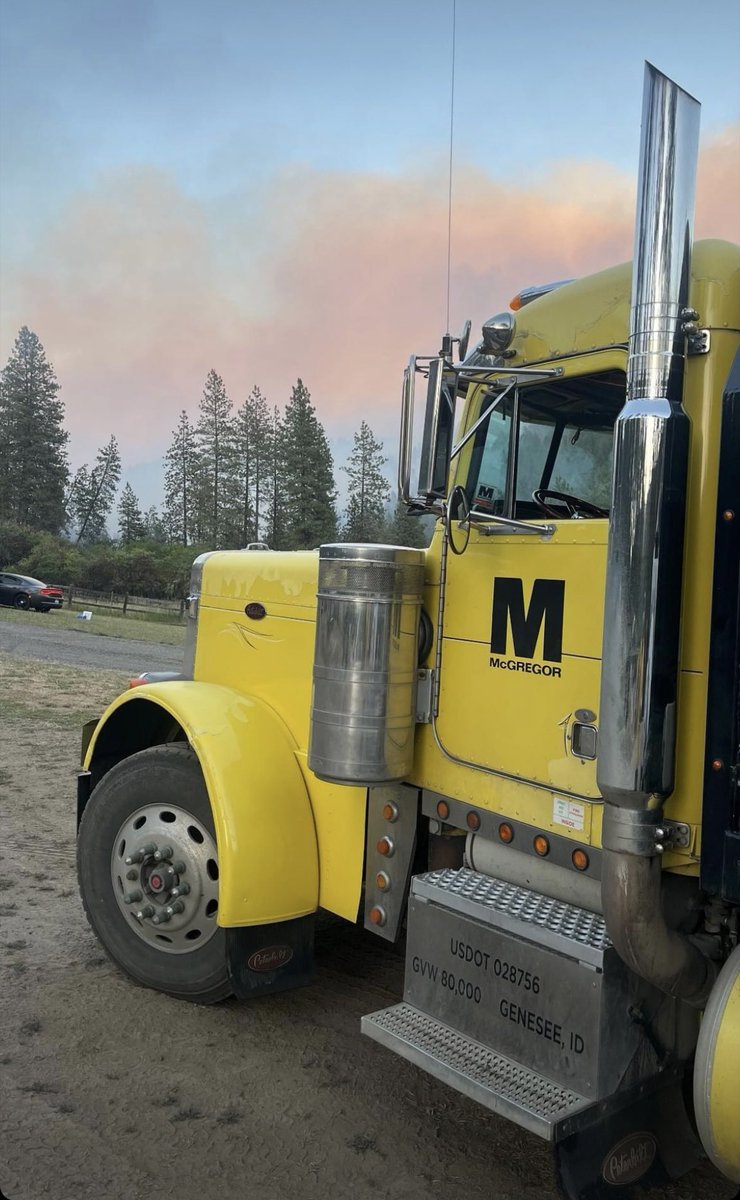 TMC_Cat's tweet photo. #DedicatedPeople
Volunteer Fire is in the blood https://t.co/t6iJplOS6B