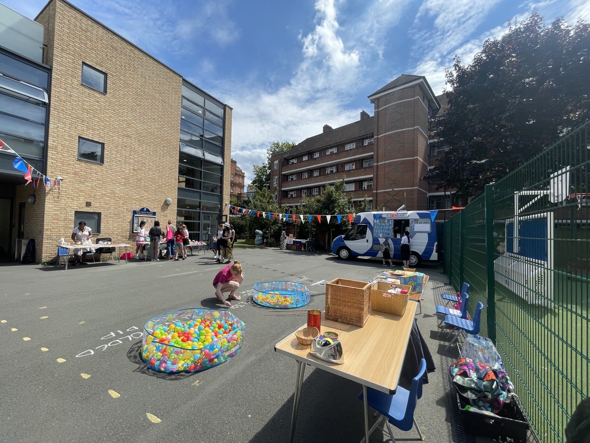 stpaulsmarylebone tweet media