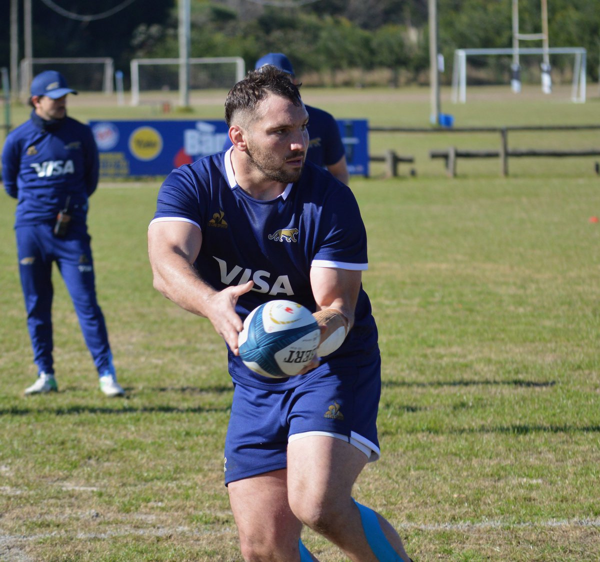 Ignacio Calles forma parte de las reservas de Los Pumas ante Uruguay. 

La formación >> tinyurl.com/5652m6m3