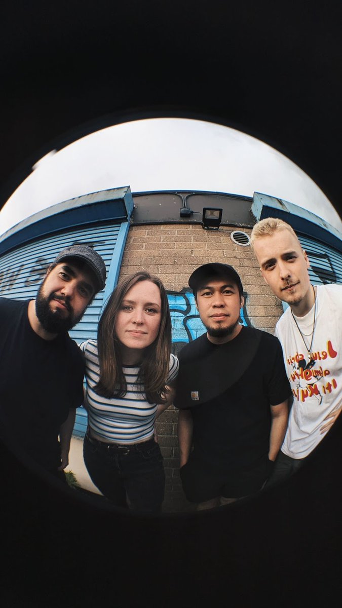 Listen With Monger (@listenwivmonger) on Twitter photo Superbly named Dublin quartet @queenbitch_band tug at the heartstrings on new single 'Peaceful Feeling'. Out tomorrow via <a href="/MusicBoxPr/">MusicBox PR & Blog</a> : listenwithmonger.blogspot.com/2024/07/queen-… Superbly named Dublin quartet @queenbitch_band tug at the heartstrings on new single 'Peaceful Feeling'. Out tomorrow via <a href="/MusicBoxPr/">MusicBox PR & Blog</a> : listenwithmonger.blogspot.com/2024/07/queen-…