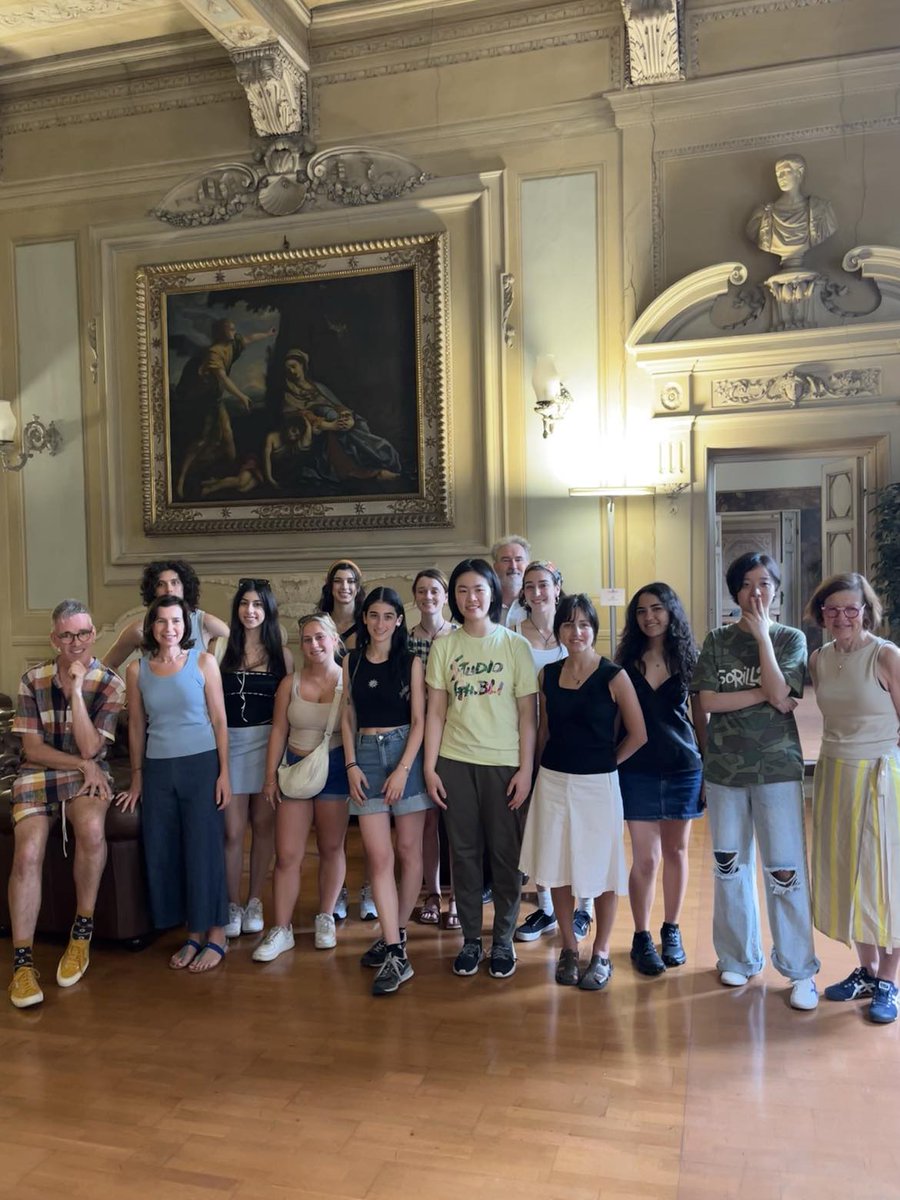 Lessons in the fabulous Palazzo Rucellai, home of <a href="/ISIFlorence/">ISI Florence 🇮🇹 🇺🇸</a>, our amazing hosts