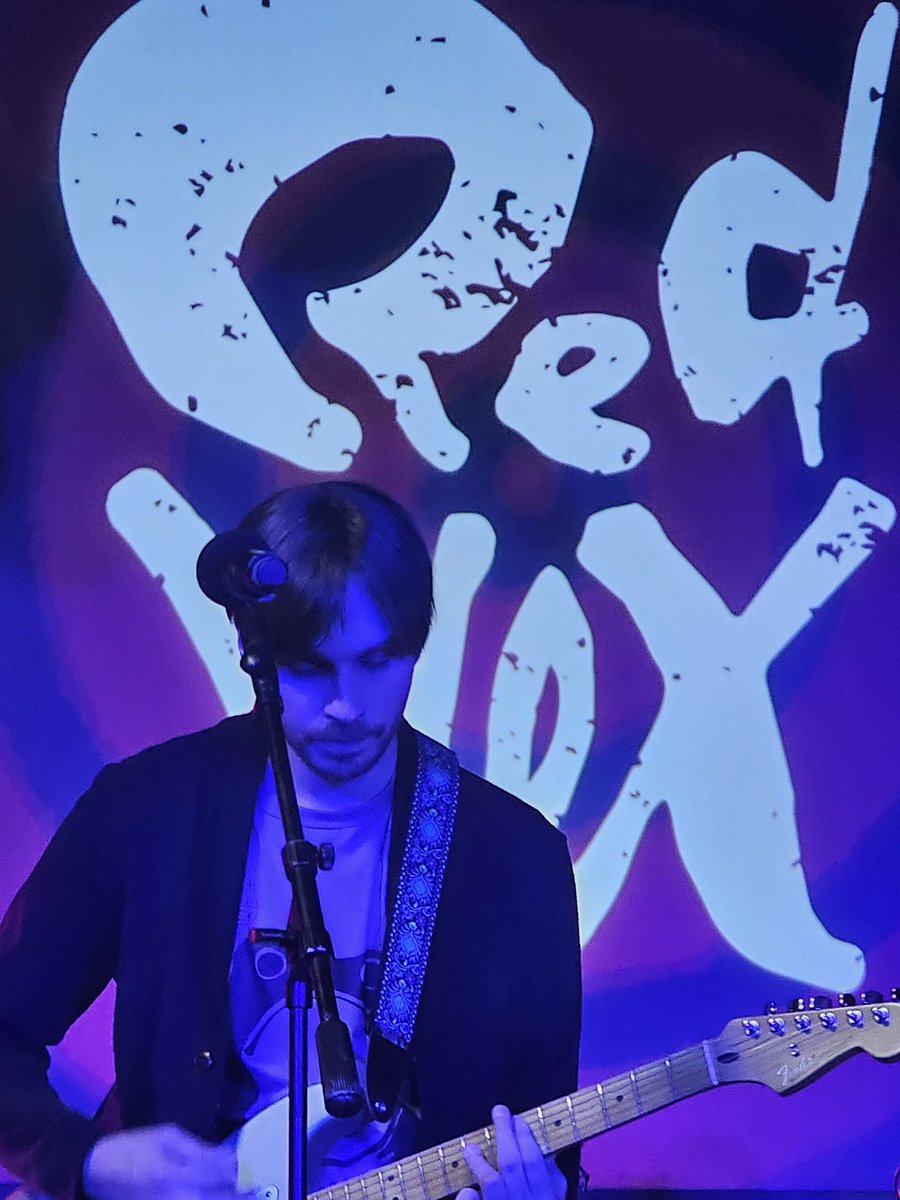 VinnyVinesauce's tweet photo. Here's some more photos from our show for no particular reason (vanity) https://t.co/bqkkz6010r