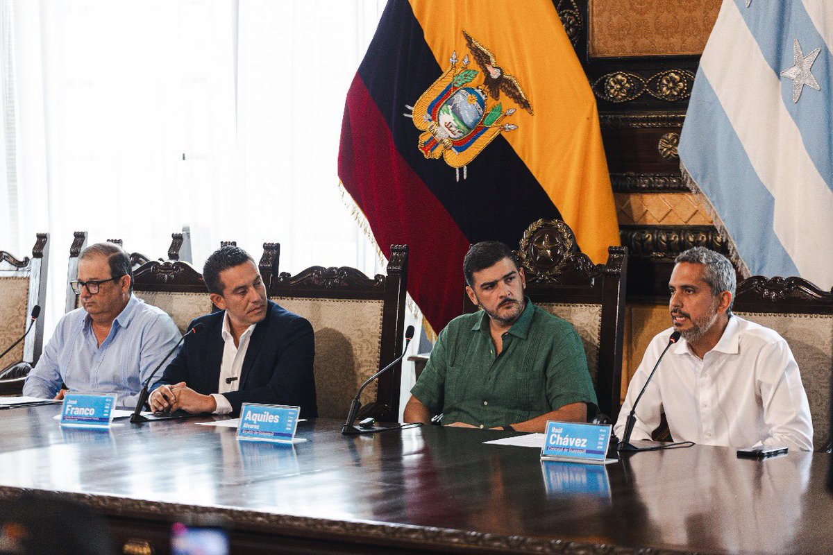 Raúl Chávez tweet media