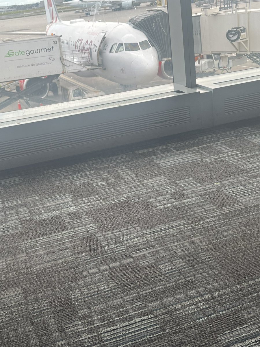 Anyone wanna tell AirCanada and Toronto Pearson they should get their duct work cleaned?  X won’t let me tag them… &amp; I just spotted a mouse coming outta this duct 🐭🐁🤢 And to think - with the state of our airline industry in Canada - this floor serves quite often as a bed.