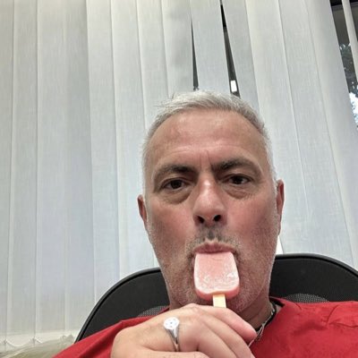 evrimkose_'s tweet photo. #YeniProfilResmi https://t.co/dKq4fIy1rW