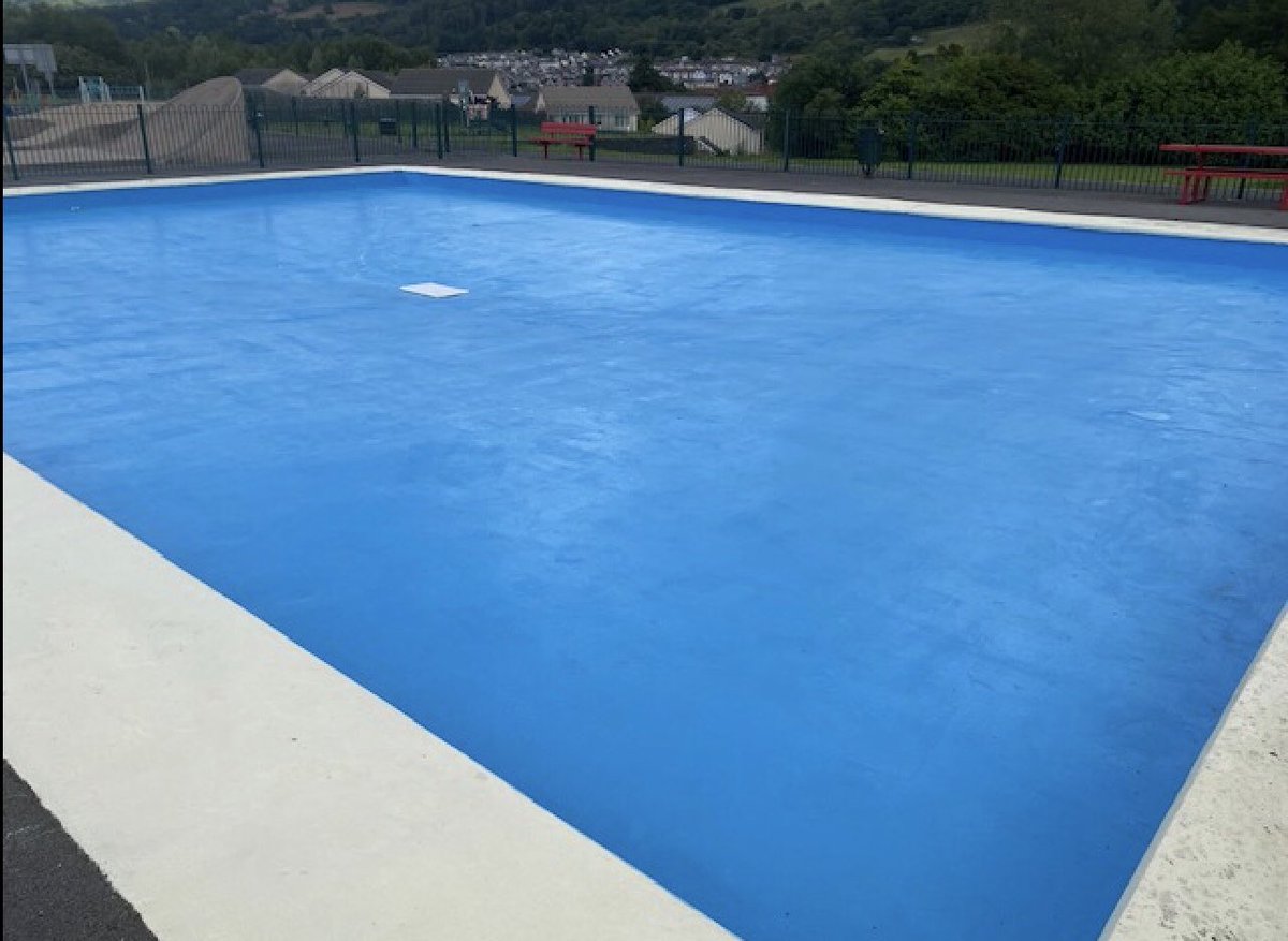 Gwernifor Park Pool 🏊🏼‍♂️ tweet media