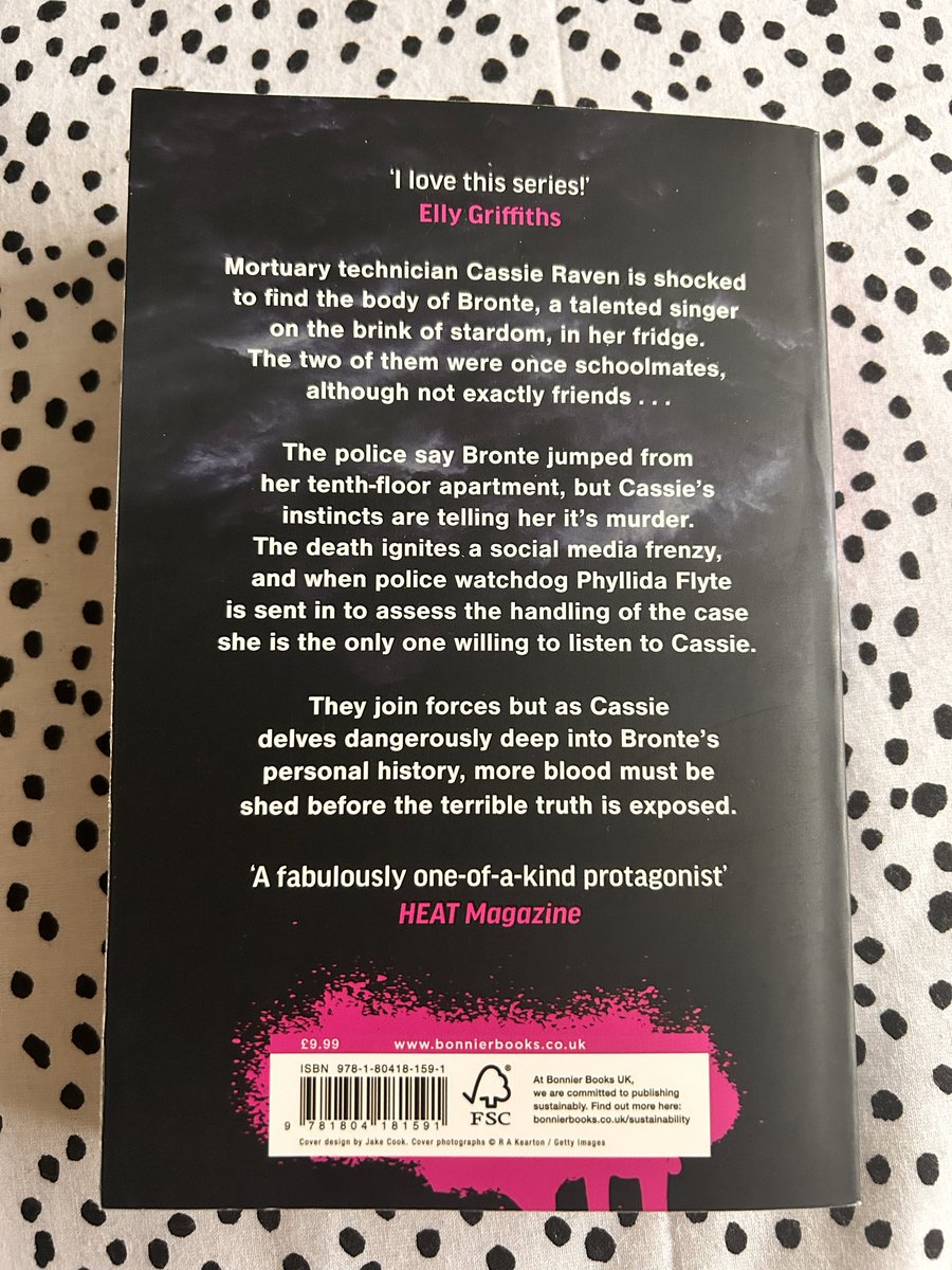 JoanneSchofiel1's tweet image. Thank you @bonnierbooks_uk for this surprise bookpost! 

#DeadFall by @AKTurnerauthor sounds like an incredibly exciting forensic thriller. 

And it’s out today! 🥳🥳🥳

#bookreviewer #bookblogger