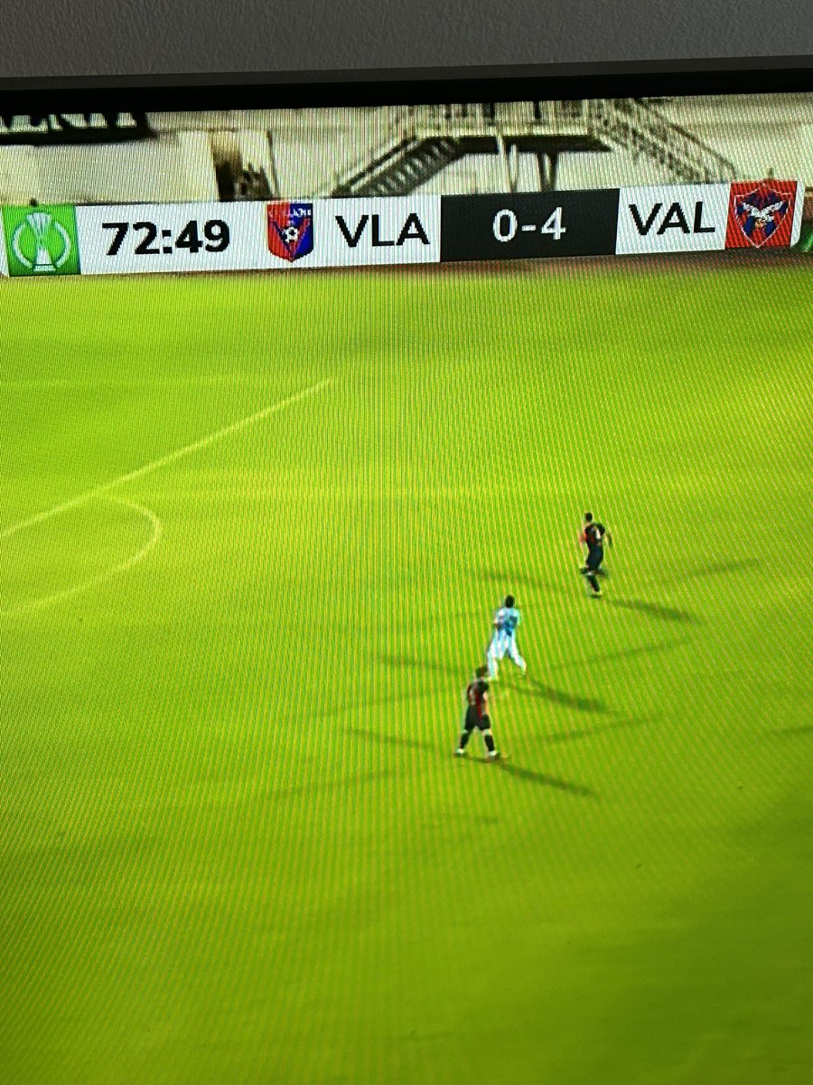 bearjay's tweet photo. Lesblindir Valsarar á móti Val. #fotboltinet https://t.co/aCyMUV5pDU