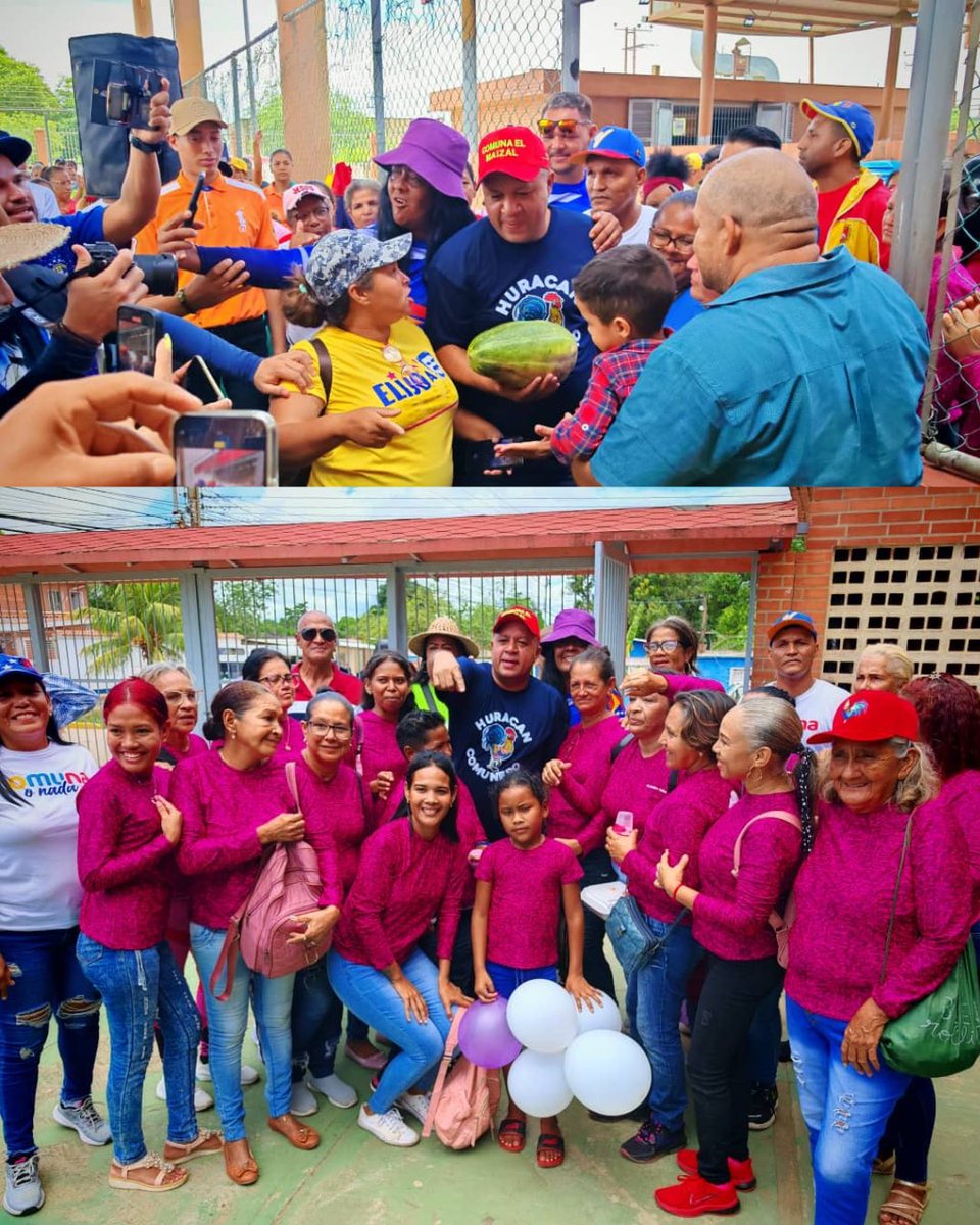 Excelente Asamblea en Barcelona, estado Anzoátegui, en la Parroquia San Cristóbal, ámbito de la Comuna El Viñedo
Nos vinimos para estas tierras siguiendo las orientaciones del Presidente <a href="/NicolasMaduro/">Nicolás Maduro</a> a escuchar los planes y propuestas de las comunas del oriente del país, y a