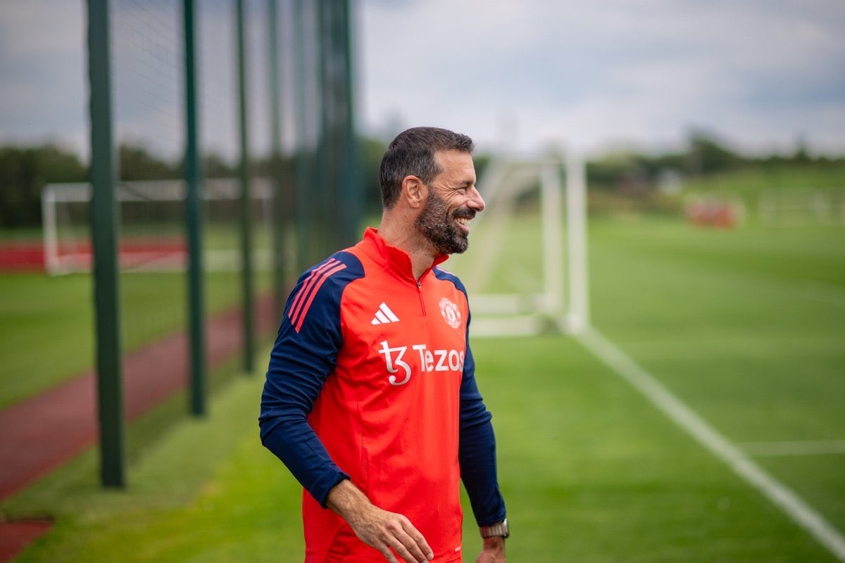 ManUtd_AR's tweet photo. يا روايح الزمن الجميل هفهفي 🥰 https://t.co/s2pDYlghex