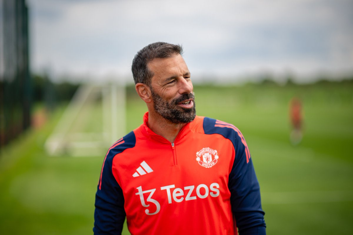 ManUtd_AR's tweet photo. يا روايح الزمن الجميل هفهفي 🥰 https://t.co/s2pDYlghex