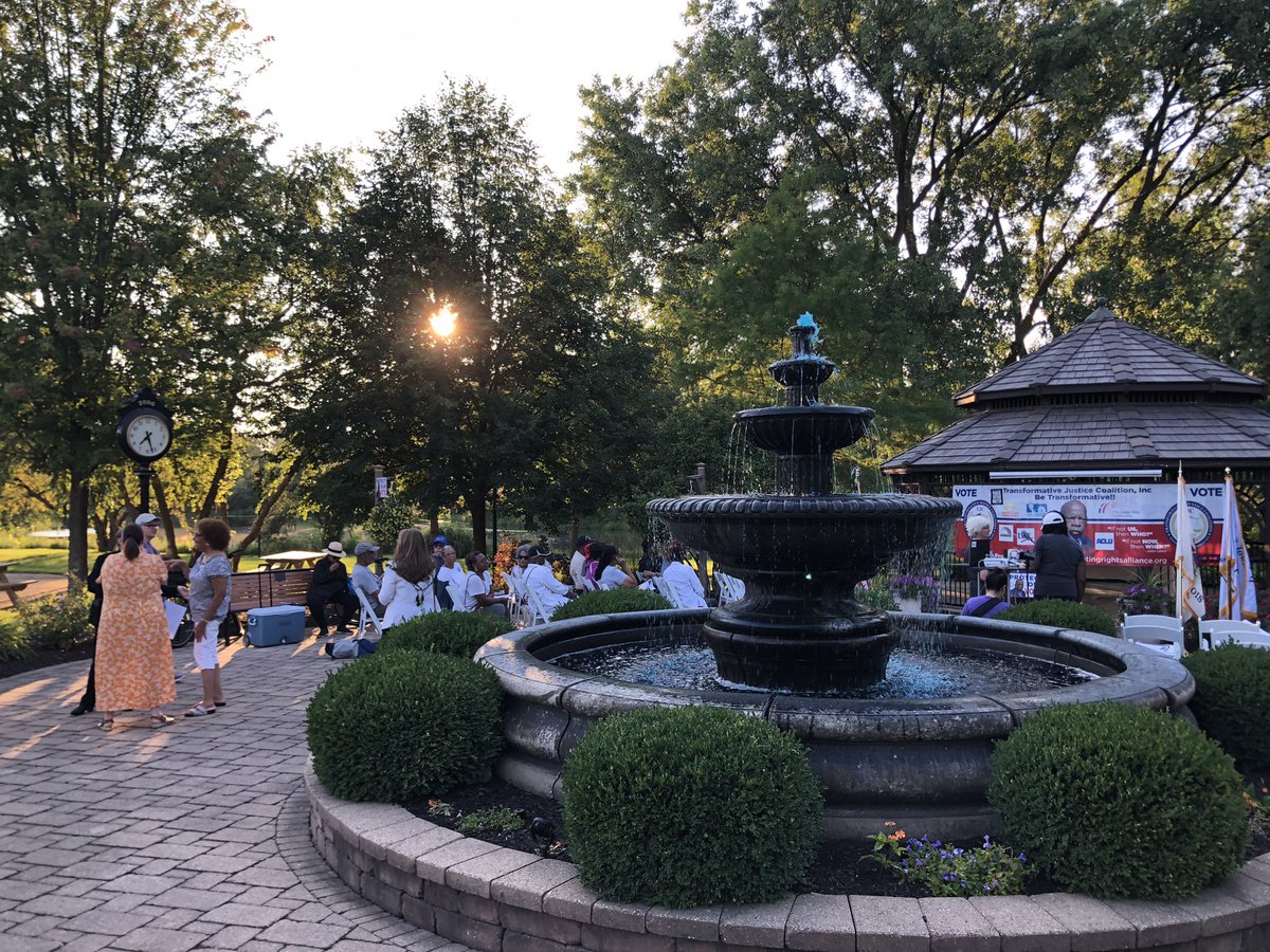 Vera Miller tweet media