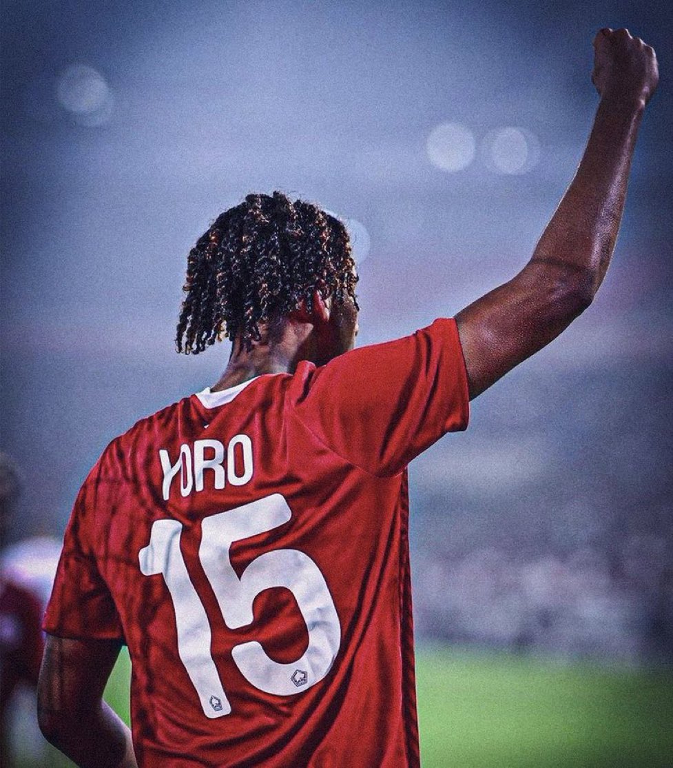 Sosheritage's tweet photo. Welcome to @ManUtd Manchester United @LengYoro  We Move.!!! https://t.co/RBOudYxxzX