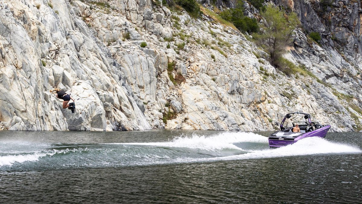 SupremeBoats's tweet photo. Our Supreme Boats brand may be optimized for wake surfing, but our wakes are just as exceptional for wake boarding because both are world class. 

#supremeboats #wakeboat #wakeboats #towboat #towboats #supreme #mvt #mostvaluabletowboat #wake #surf #wakesurf #wakeboard #lake https://t.co/ZcnznKB9ri