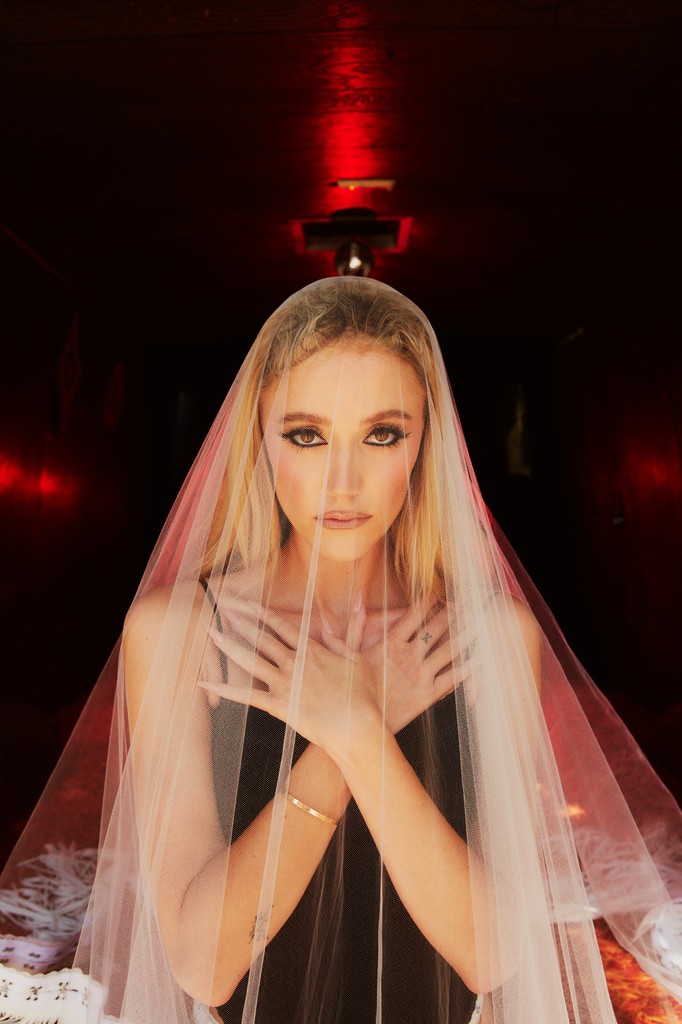 Polyester tweet media