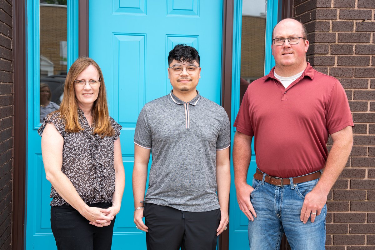 🌟 It's official! Our ribbon-cutting ceremony marks the beginning of a new era for Internet in Pontiac. Thanks to the Chamber of Commerce and everyone who joined us to celebrate! Faster, reliable Internet is on its way. 🏡📶     #Pontiac #HighSpeedInternet #RibbonCutting