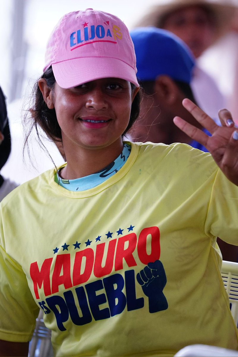 Llegamos hoy a la tierra de José Antonio Anzoátegui en el oriente del país. Aquí venimos con orientaciónes claras de nuestro presidente <a href="/NicolasMaduro/">Nicolás Maduro</a> de hacer un gran reencuentro nacional del poder popular. Nos vamos a reunir en asamblea comunera con todos los circuitos