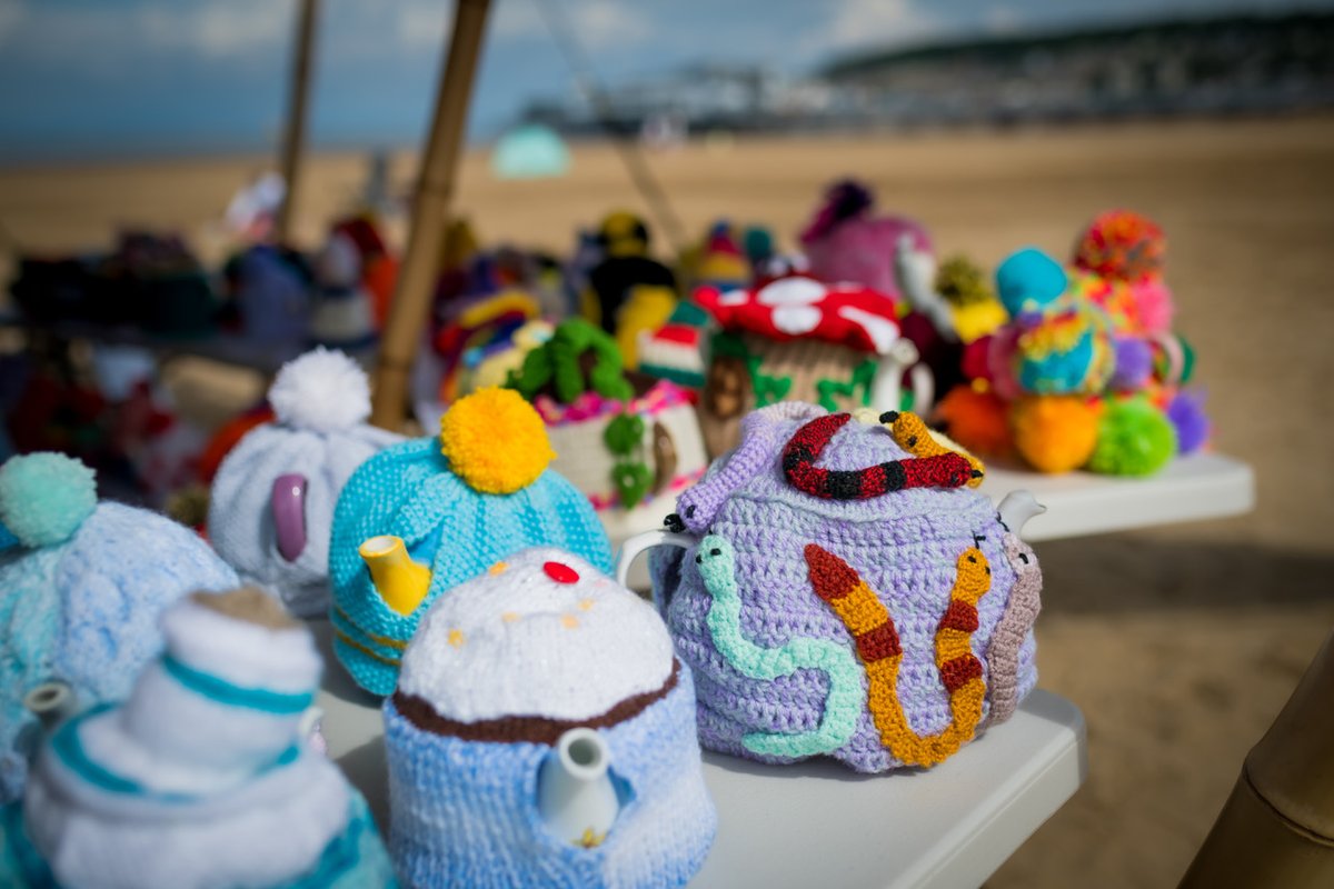 UHBW Arts & Culture (@artsuhbw) on Twitter photo What a fab weekend! Thanks to everyone who took part in #TakeFiveWeston Arts + Health Festival on the beach, a @SuperCultureWsM and <a href="/ArtsUHBW/">UHBW Arts & Culture</a> partnership ☀
Funded by <a href="/bwhospcharity/">Bristol & Weston Hospitals Charity</a> <a href="/uhbwNHS/">University Hospitals Bristol and Weston NHS FT</a> <a href="/ace_national/">Arts Council England</a> 💙
📷<a href="/BLIKMO/">Paul Blakemore</a> What a fab weekend! Thanks to everyone who took part in #TakeFiveWeston Arts + Health Festival on the beach, a @SuperCultureWsM and <a href="/ArtsUHBW/">UHBW Arts & Culture</a> partnership ☀
Funded by <a href="/bwhospcharity/">Bristol & Weston Hospitals Charity</a> <a href="/uhbwNHS/">University Hospitals Bristol and Weston NHS FT</a> <a href="/ace_national/">Arts Council England</a> 💙
📷<a href="/BLIKMO/">Paul Blakemore</a>
