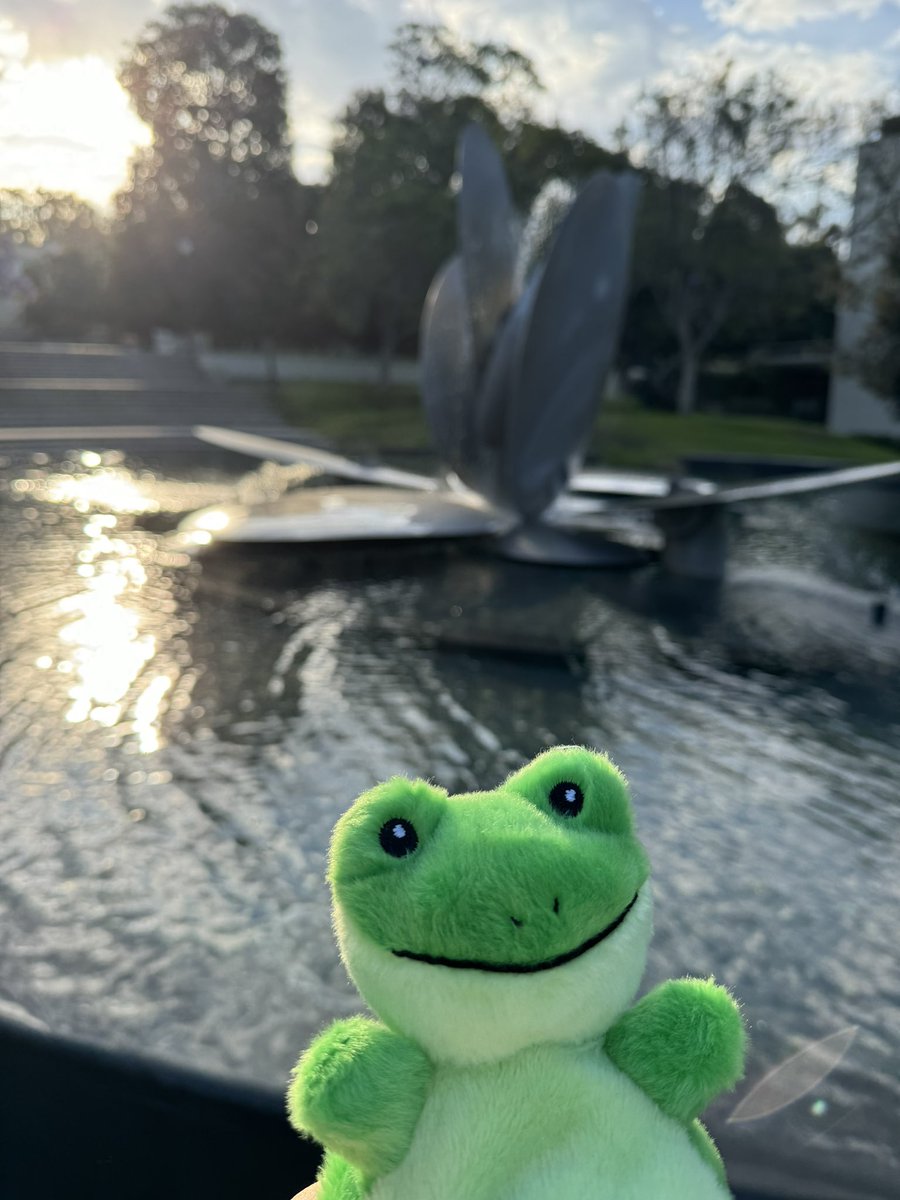 HistoryFrog's tweet photo. Day 10
Ready for a #Frogtastic🐸 day!
@GLIPacificAAPI @JaneHongphd @Gilder_Lehrman @NEH_Education @NEHgov #GLIPacificCrossings #GLIseminar #NEHInstitute https://t.co/zw5Smr2rh1