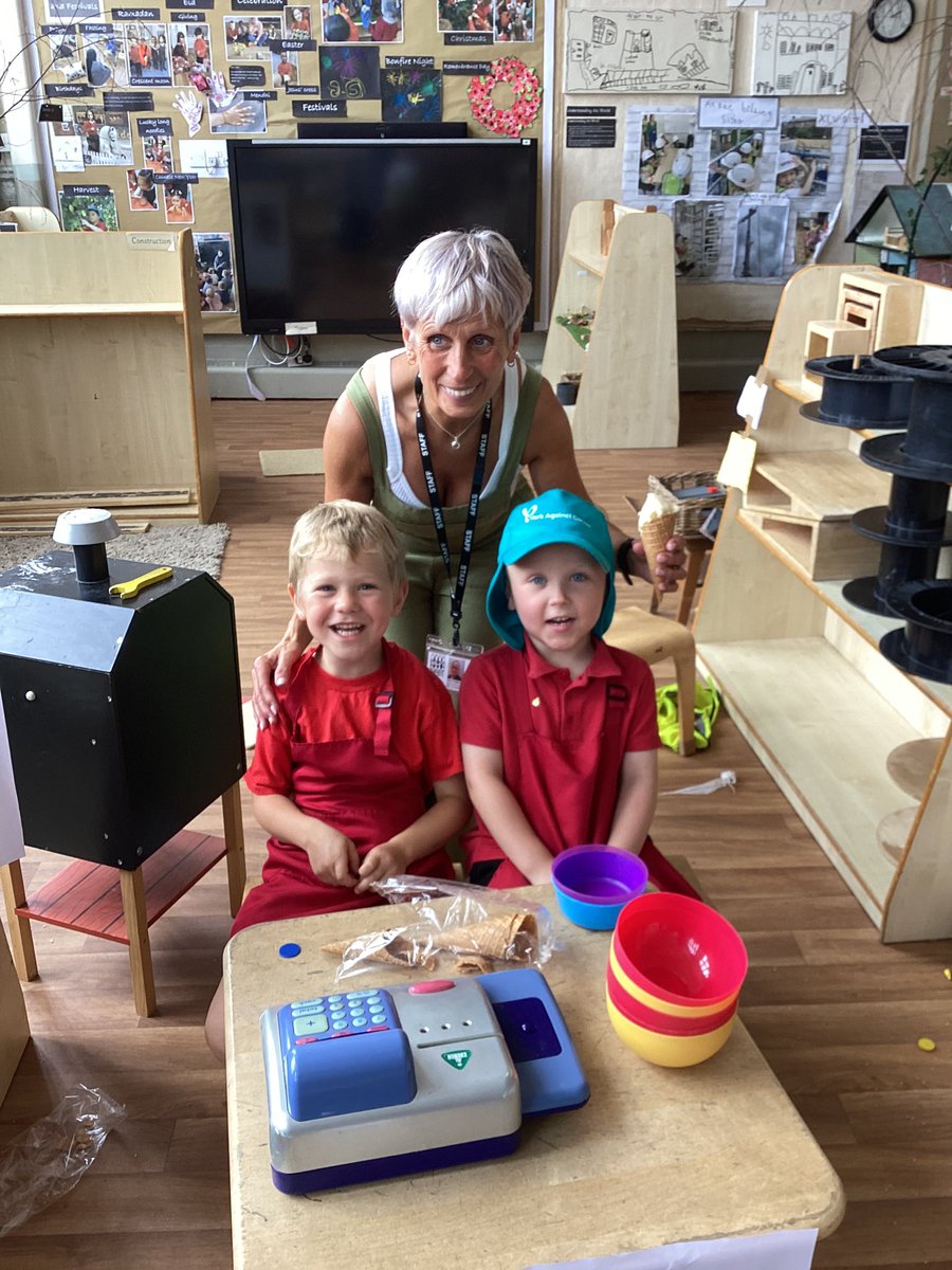 FishergateEYU's tweet photo. Finally it was the day we’ve all been waiting for…ice cream day! Our voting dreams came true! Part 2 https://t.co/PhreNzRahO