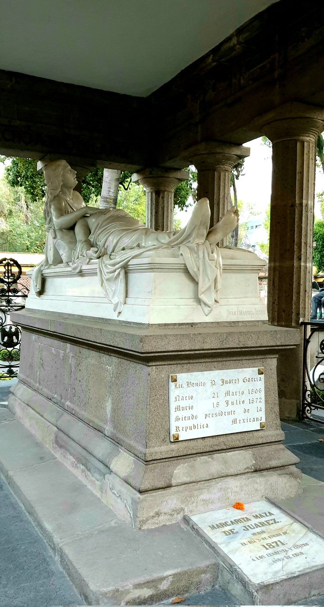 PORQUE SI JUÁREZ NO HUBIERA MUERTO...
Un día como hoy, 18 de julio de 1872, víctima de una angina de pecho, fallece en la ciudad de México el Presidente #BenitoJuárez.